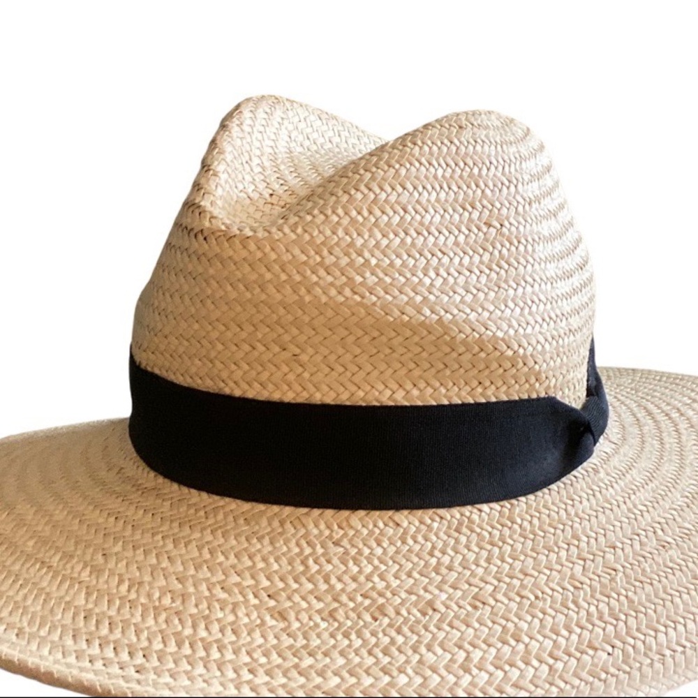 Women fashionable hat